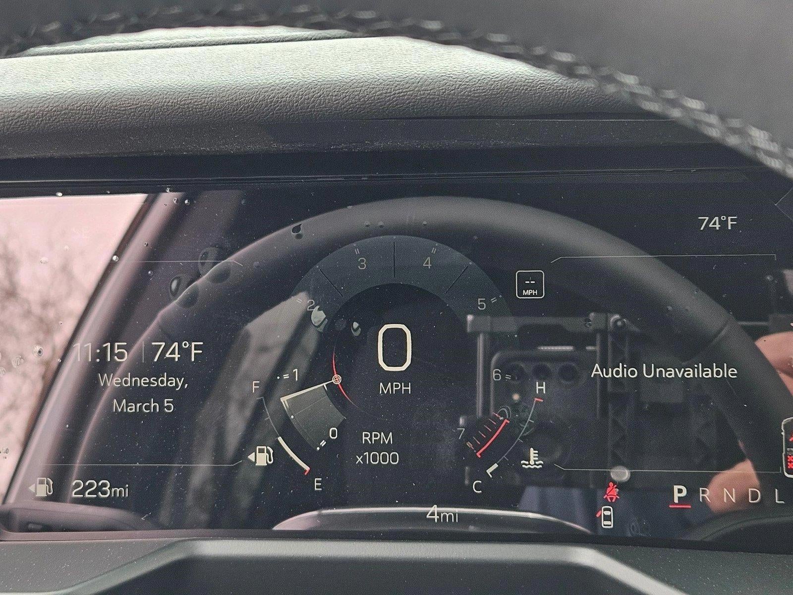 2025 GMC Acadia Elevation