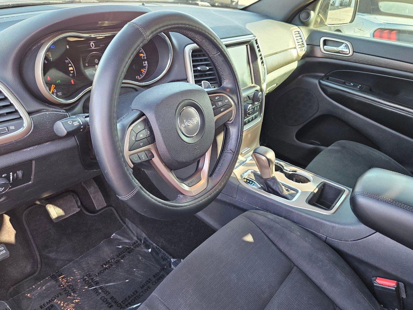 2017 Jeep Grand Cherokee Laredo 4x4