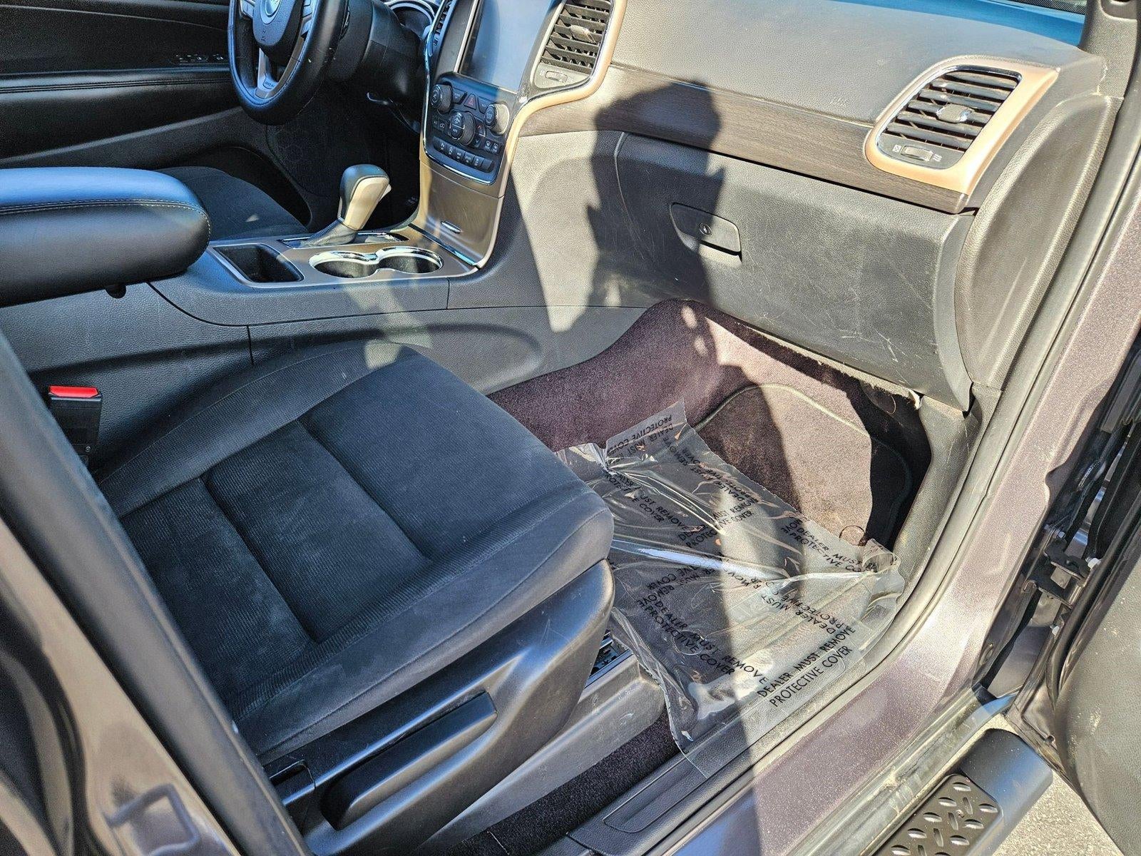 2017 Jeep Grand Cherokee Laredo 4x4