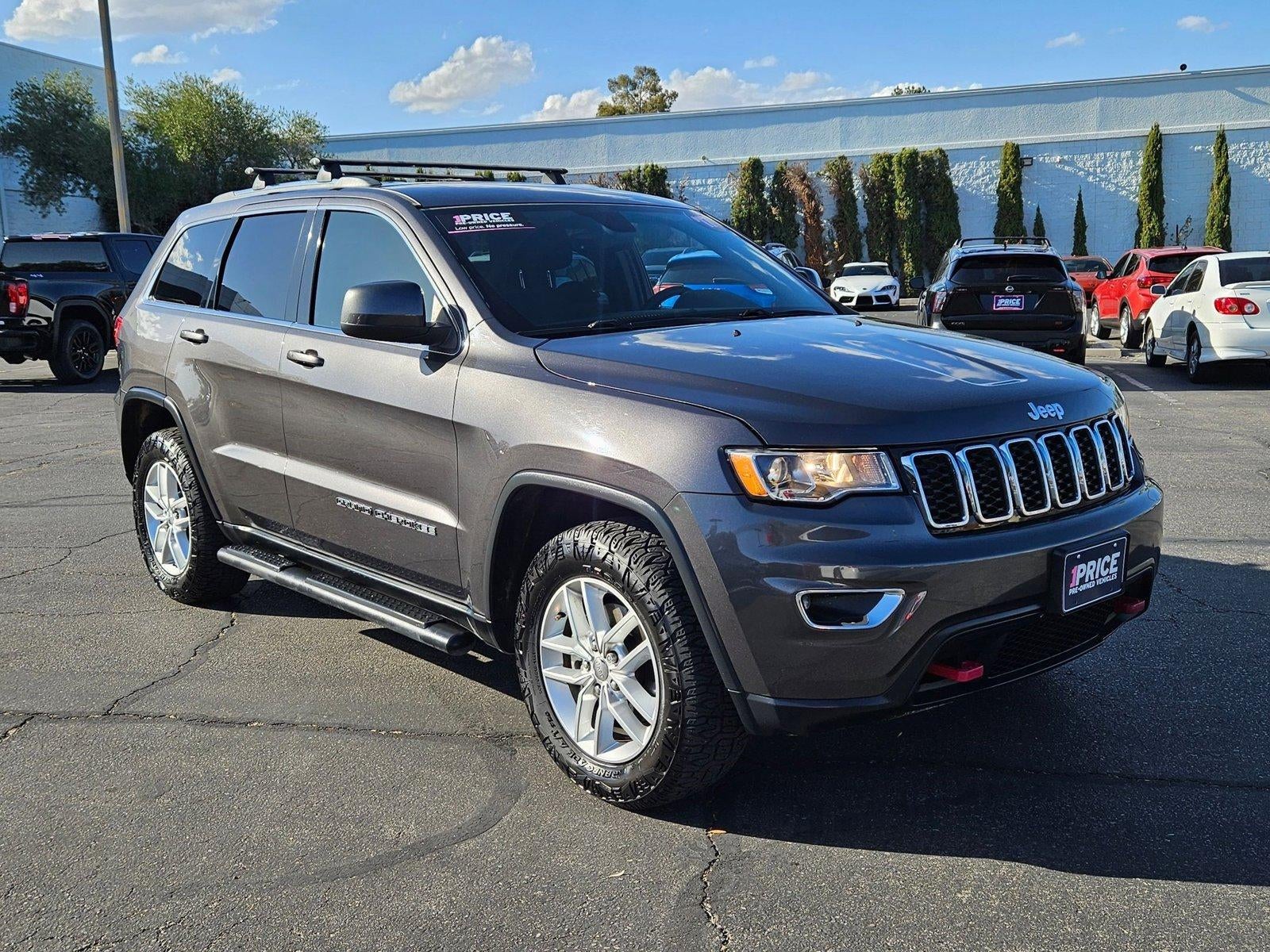 2017 Jeep Grand Cherokee Laredo 4x4
