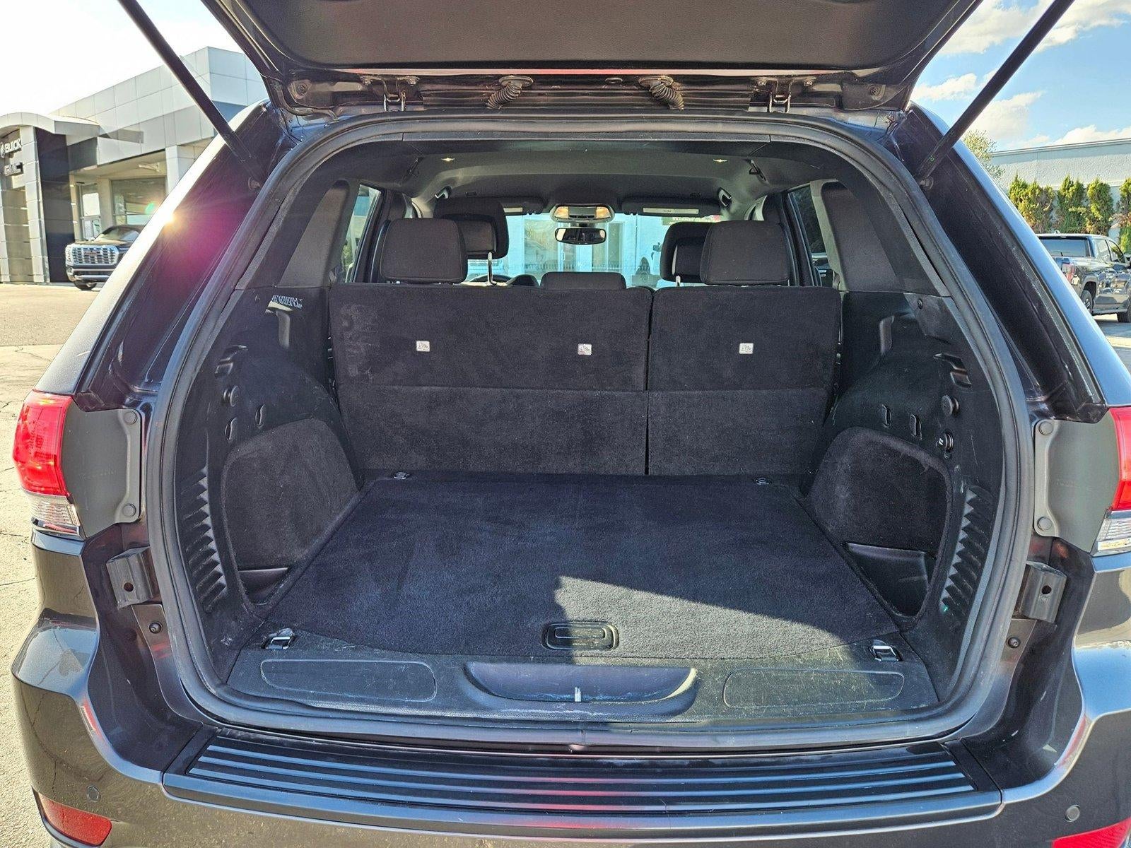 2017 Jeep Grand Cherokee Laredo 4x4