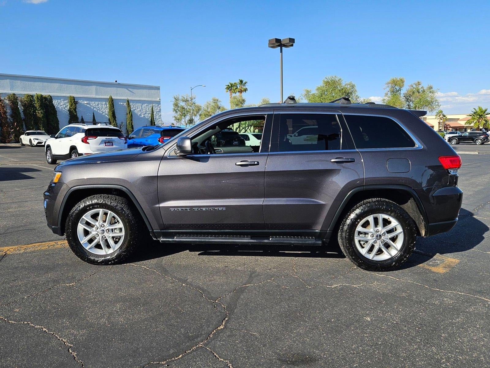2017 Jeep Grand Cherokee Laredo 4x4