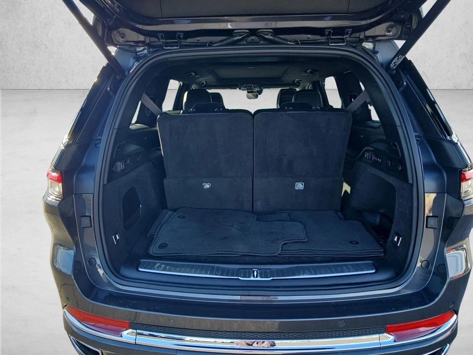 2022 Jeep Grand Cherokee L Overland 4x4