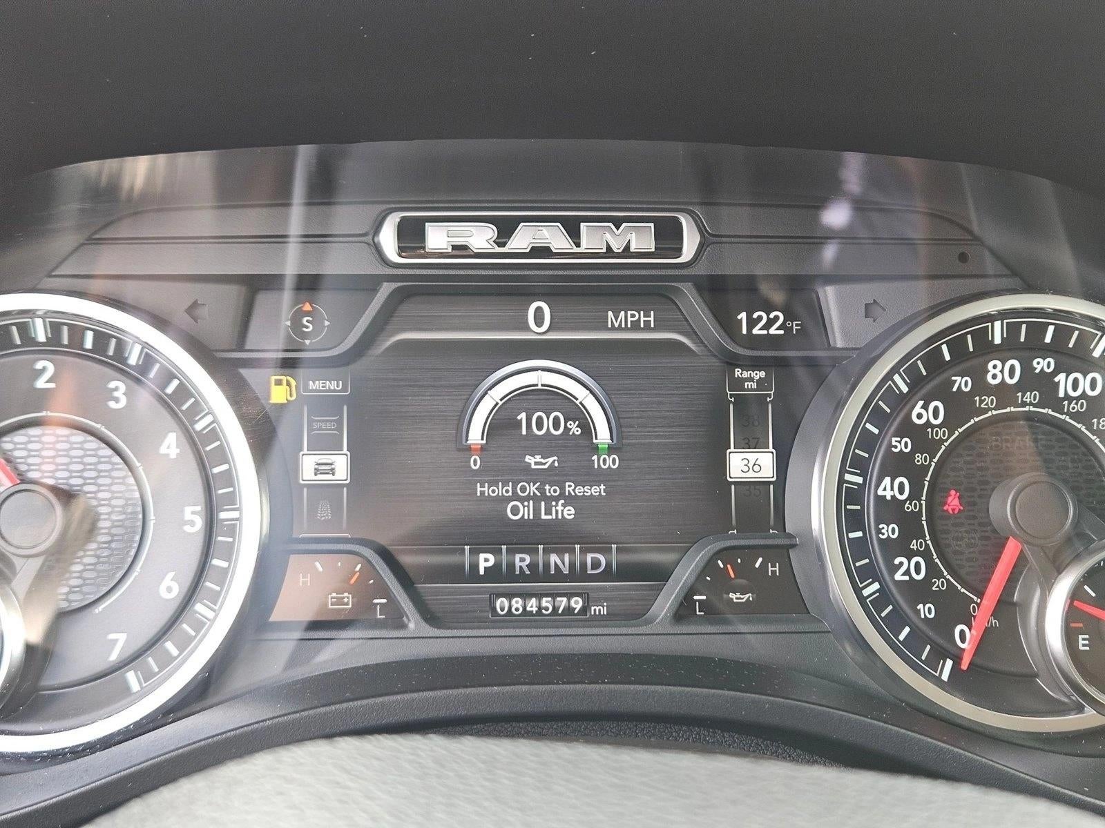 2021 RAM 1500 Laramie Crew Cab 4x4 5'7" Box
