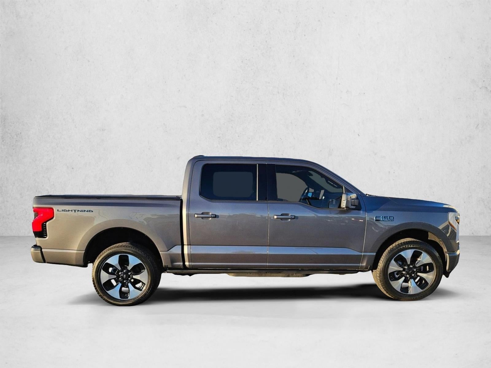2025 Ford F-150 Lightning Platinum