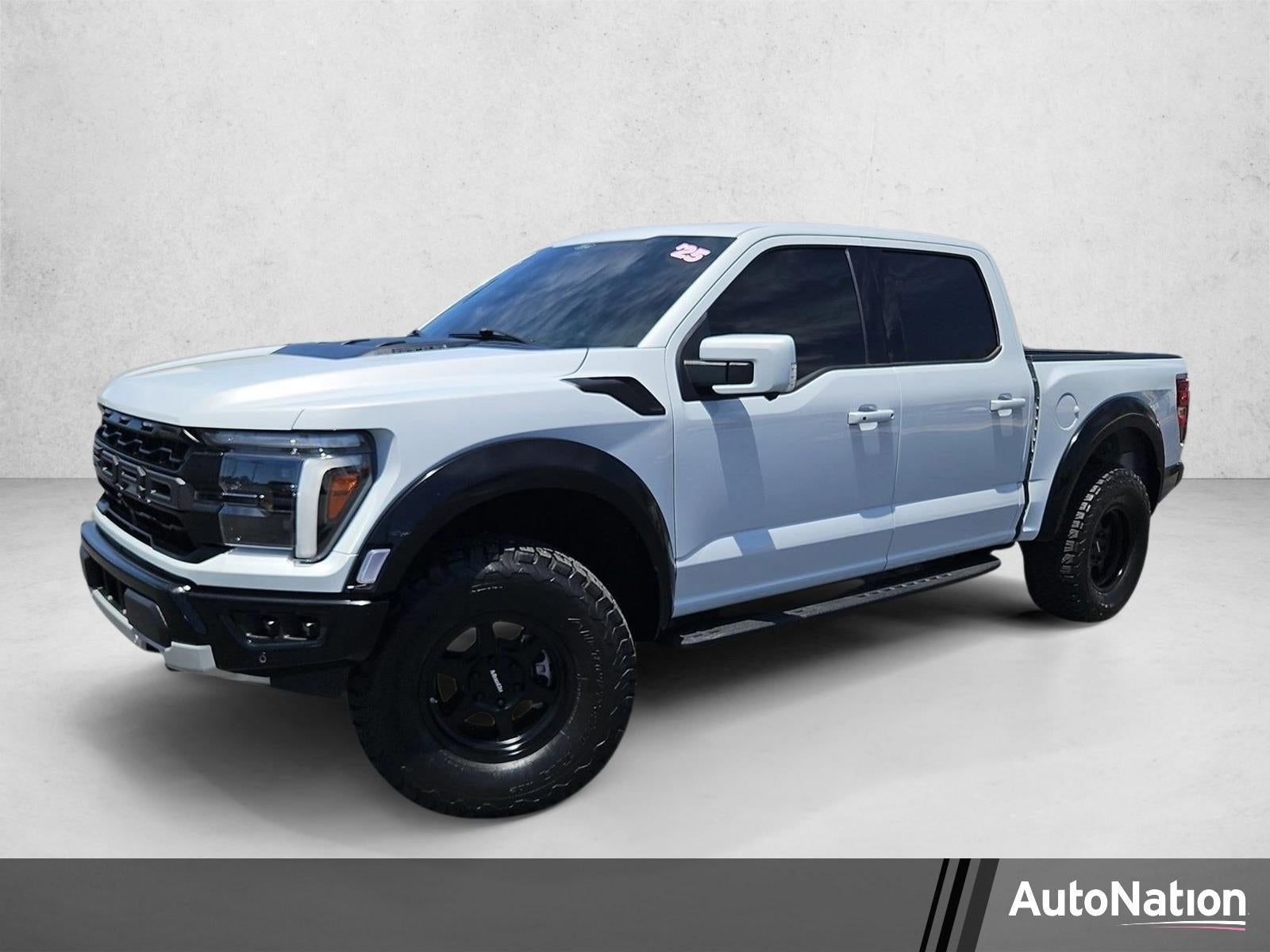 2025 Ford F-150 Raptor 4x4 SuperCrew 5-1/2 Box's photo
