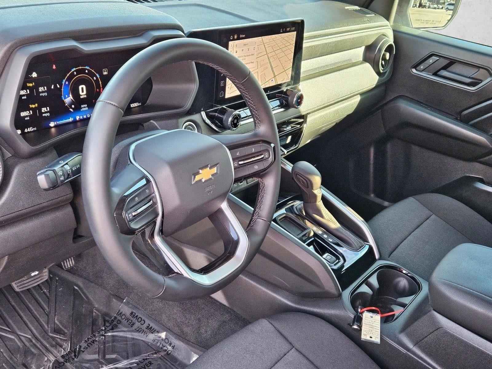 2025 Chevrolet Colorado WT/LT