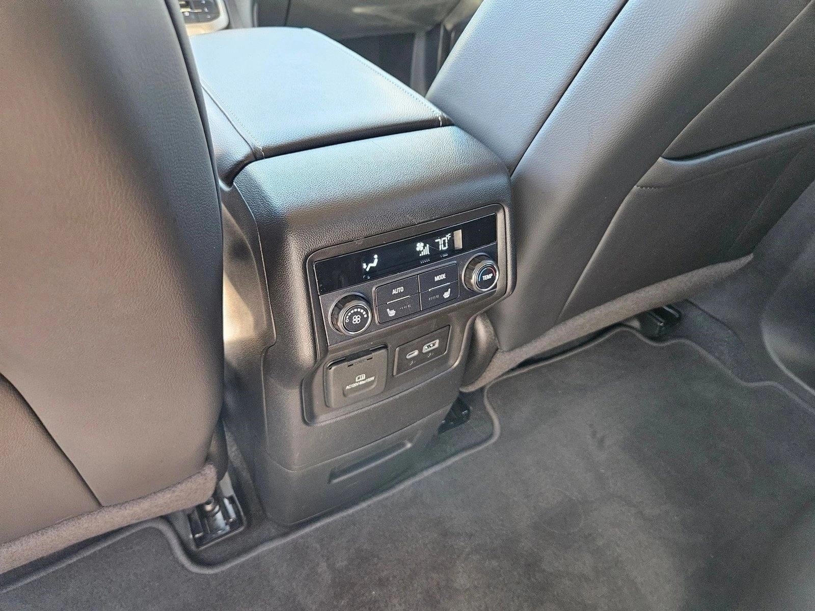 2022 GMC Acadia Denali