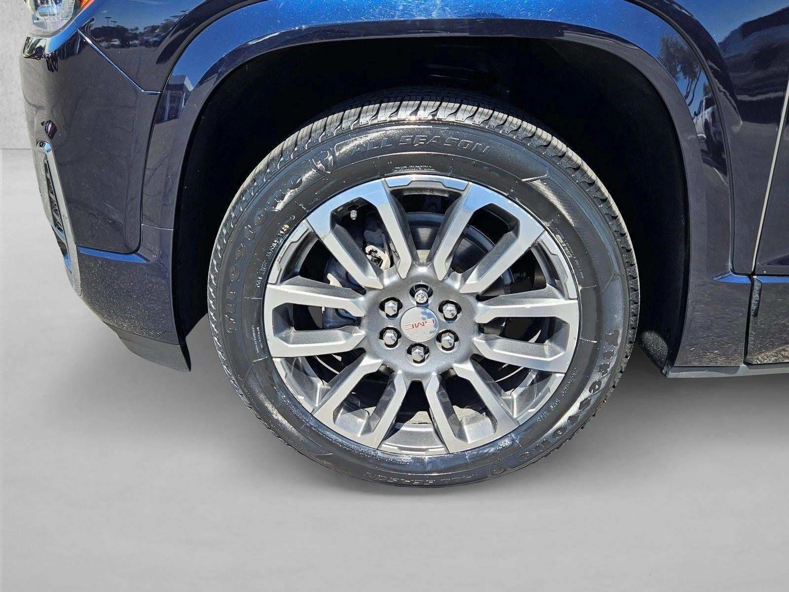 2022 GMC Acadia Denali