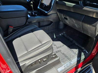 2025 GMC Yukon Elevation