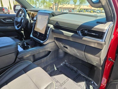 2025 GMC Yukon Elevation