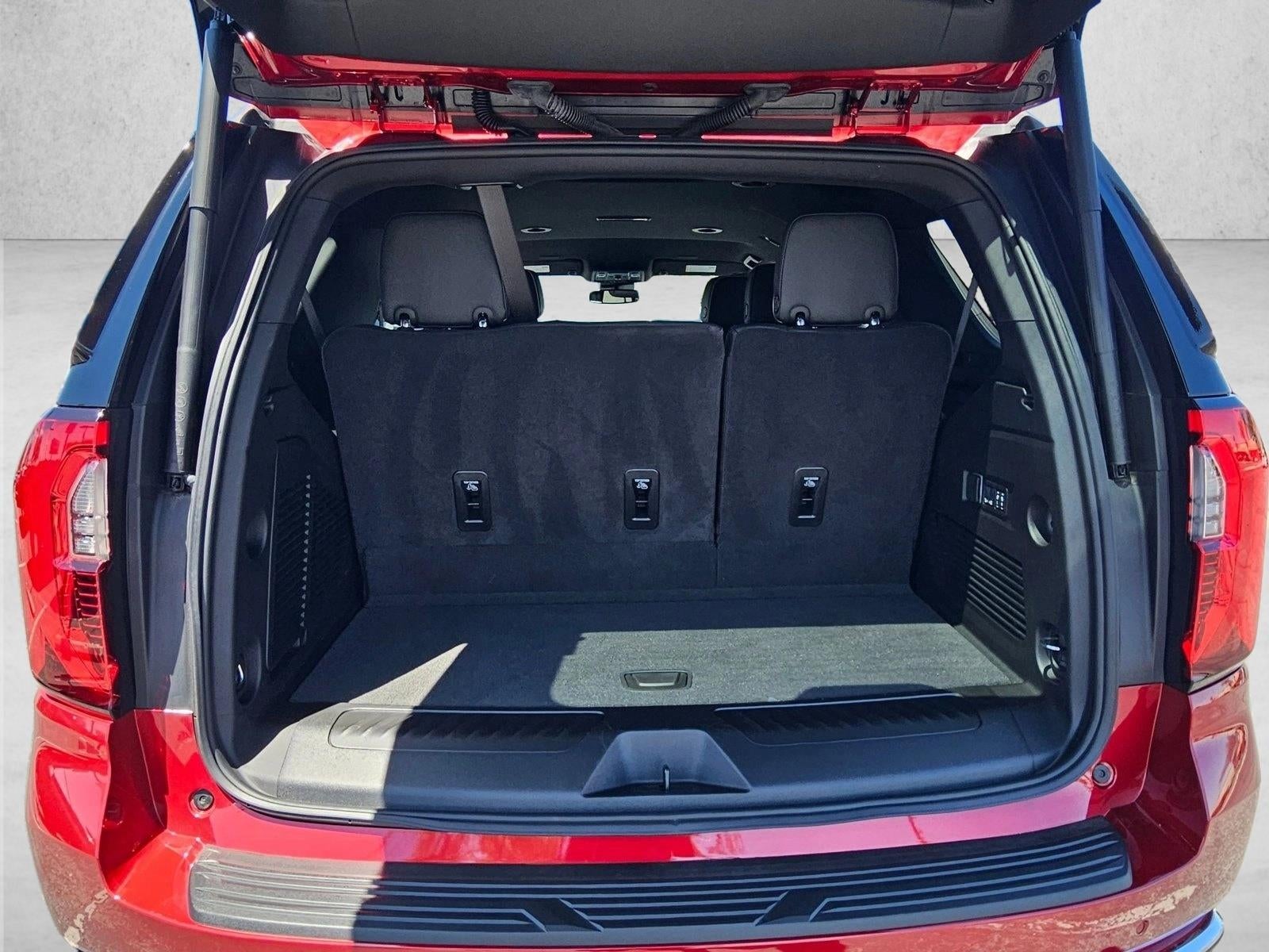 2025 GMC Yukon Elevation