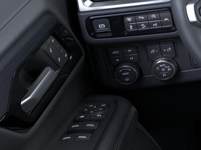 2026 GMC Yukon Denali - Photo 34