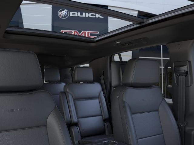 2026 GMC Yukon Denali - Photo 36