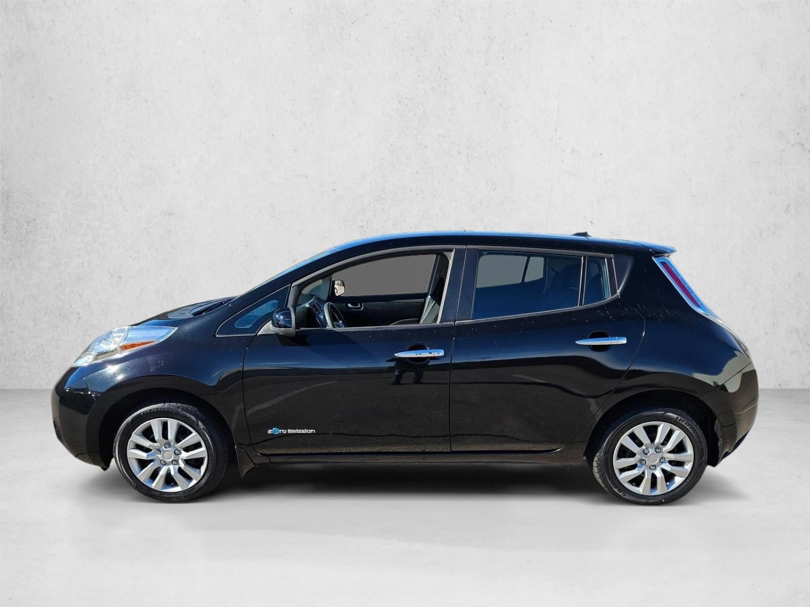 2016 Nissan LEAF S