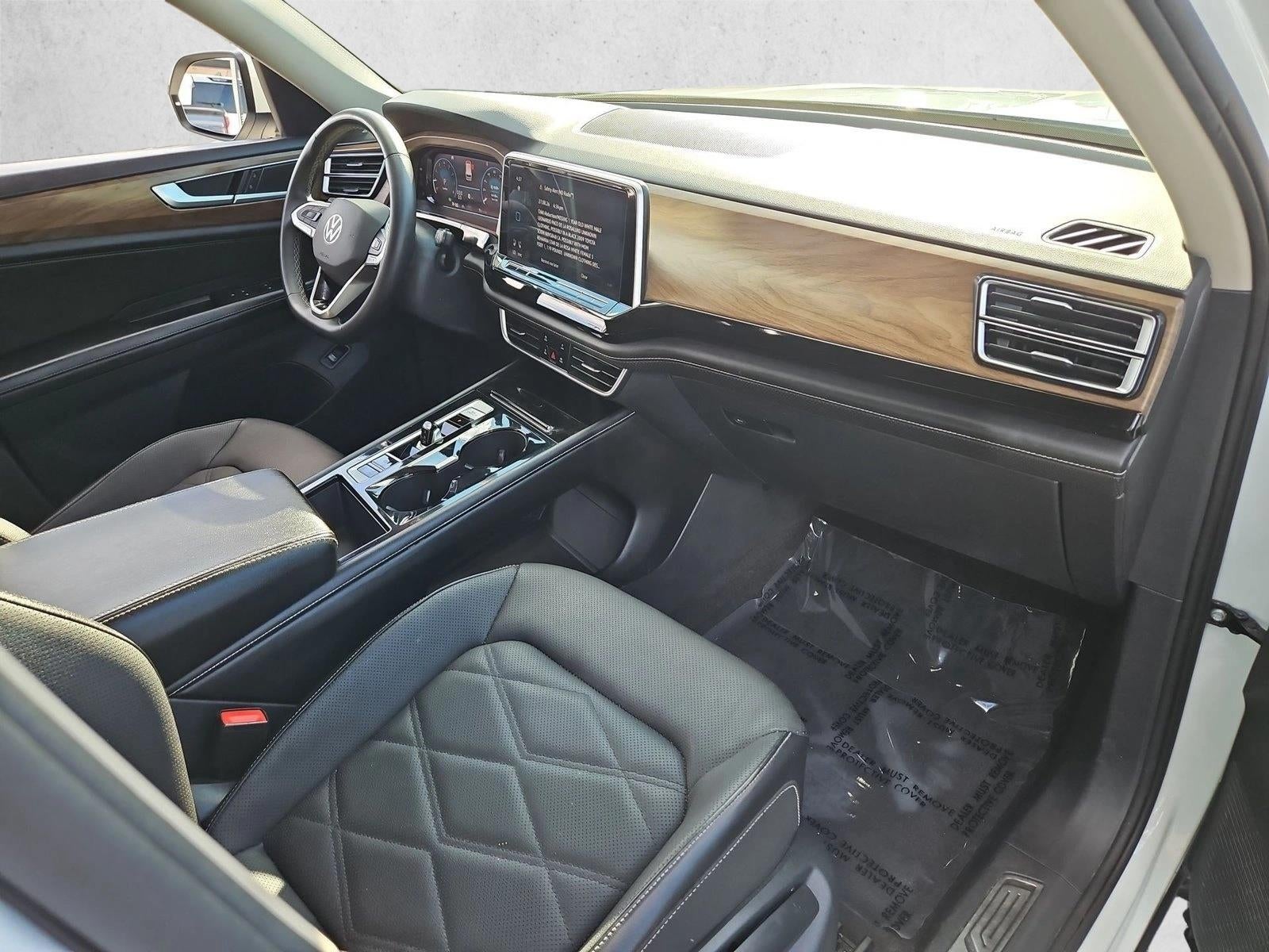 2024 Volkswagen Atlas 2.0T SE w/Technology