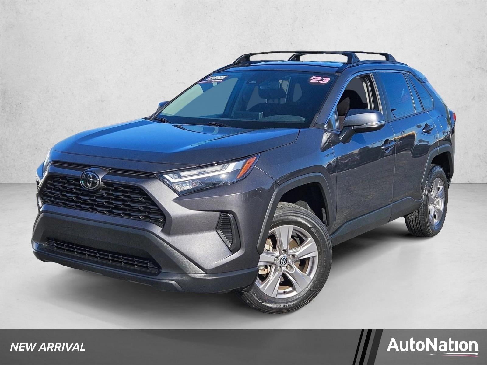 2023 Toyota RAV4 XLE FWD's photo