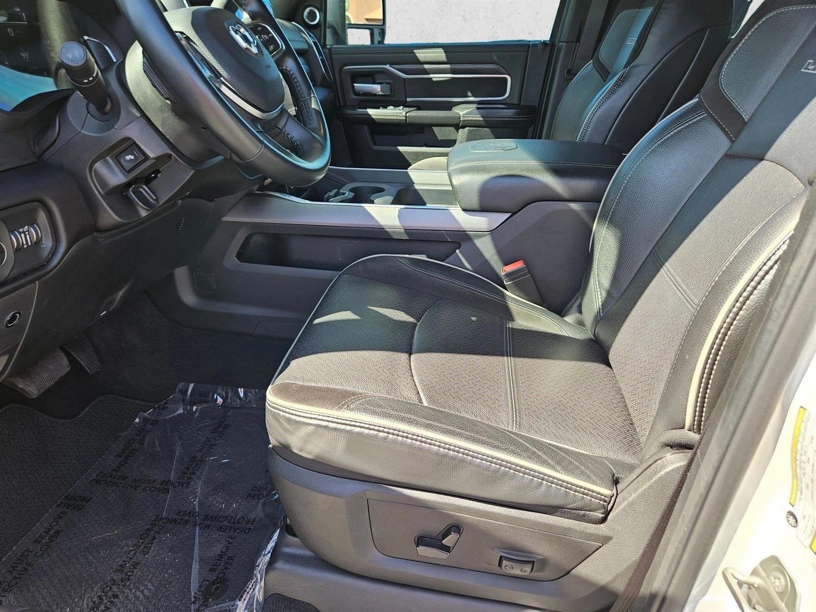 2024 RAM 3500 Laramie Crew Cab 4x4 8' Box
