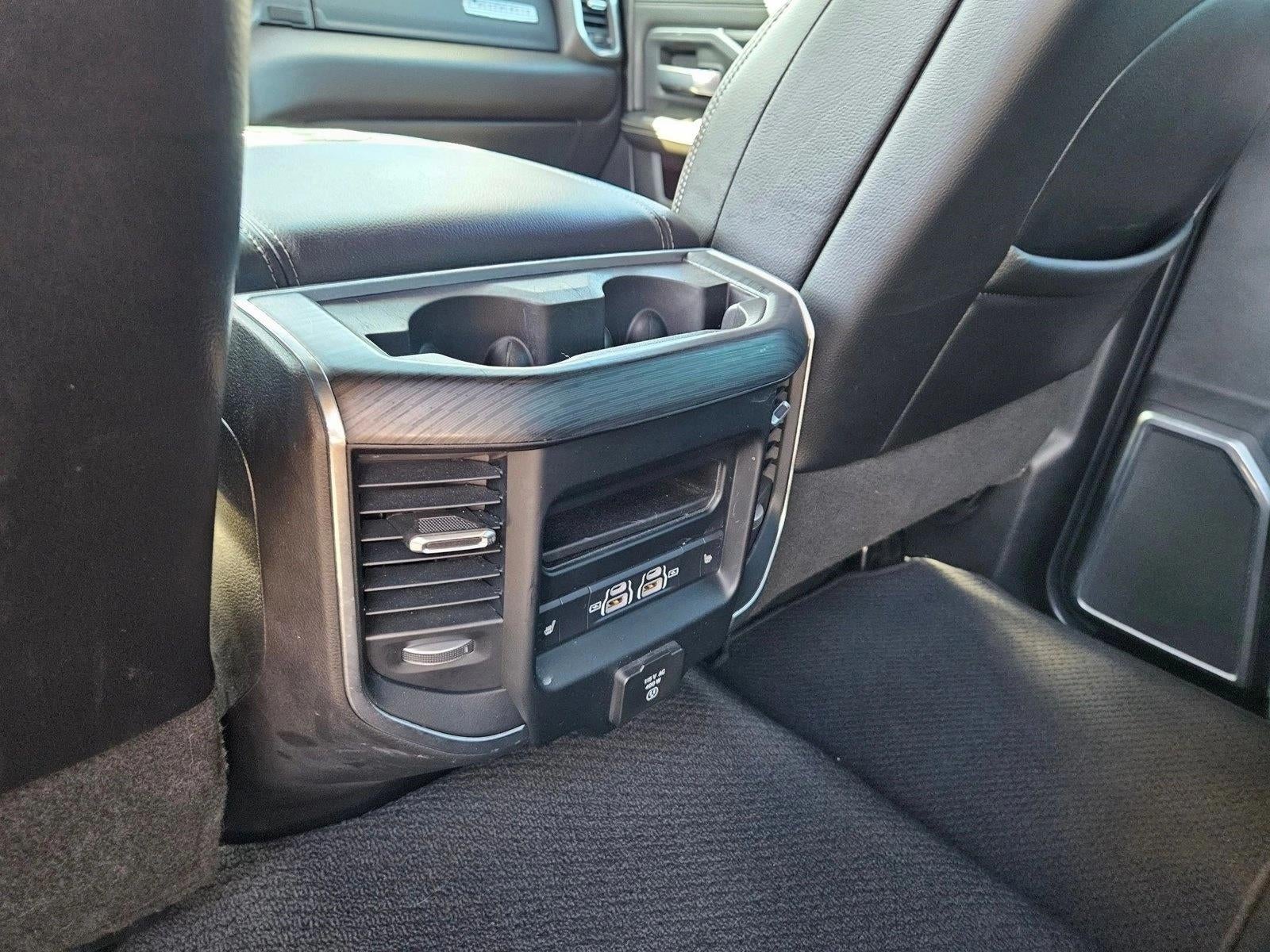 2024 RAM 3500 Laramie Crew Cab 4x4 8' Box