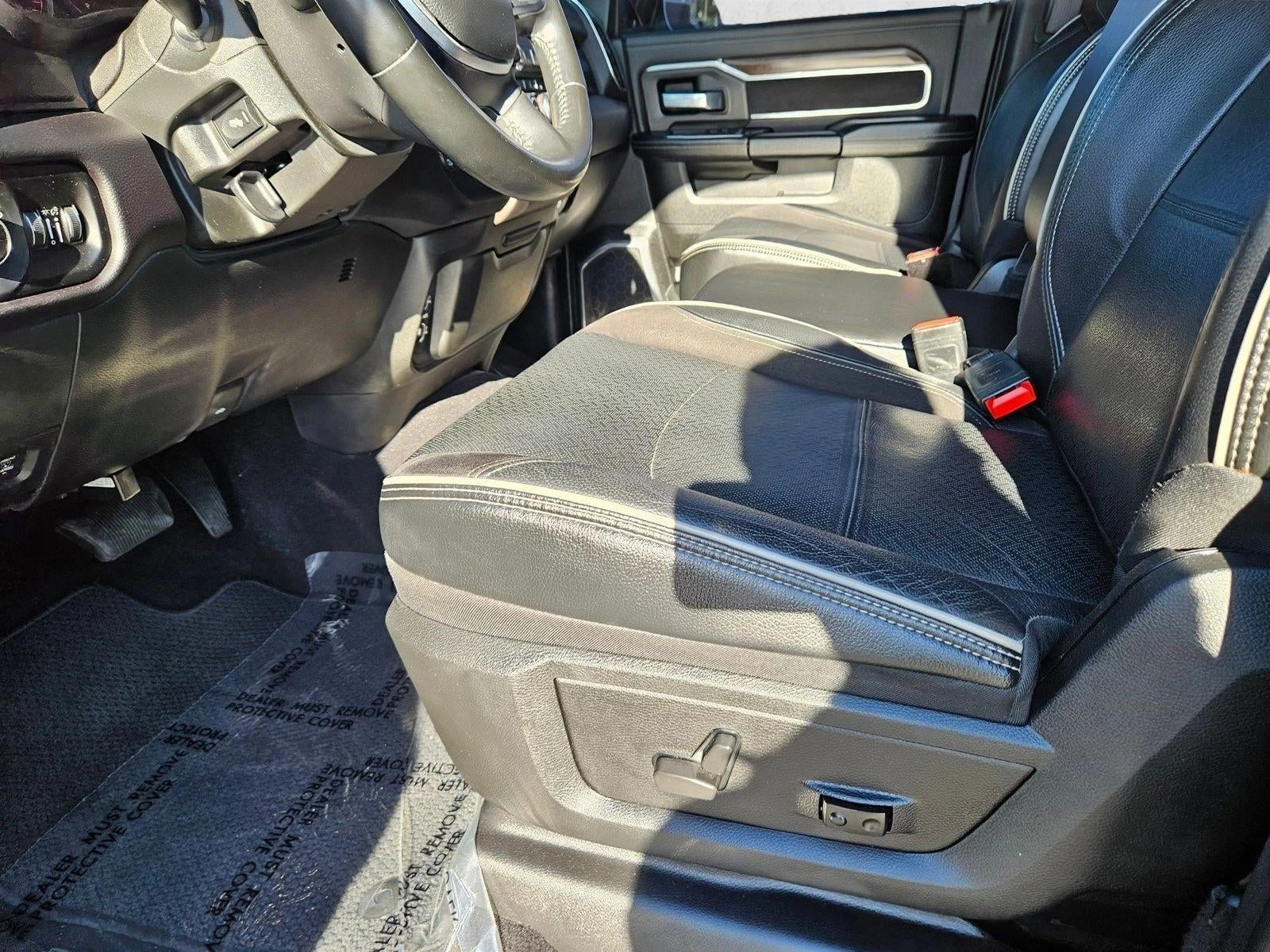 2022 RAM 2500 Laramie Crew Cab 4x4 6'4" Box