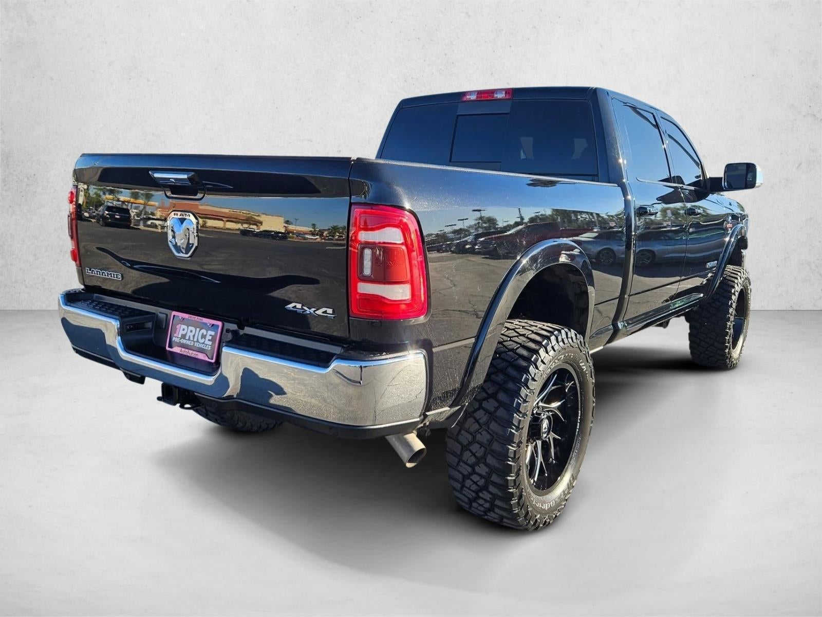 2022 RAM 2500 Laramie Crew Cab 4x4 6'4" Box