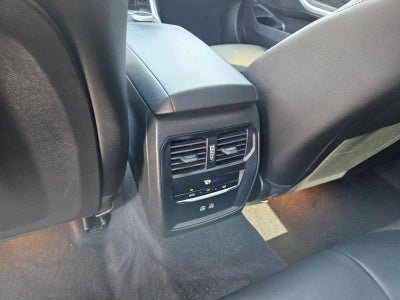 2024 BMW 3 Series 330i xDrive