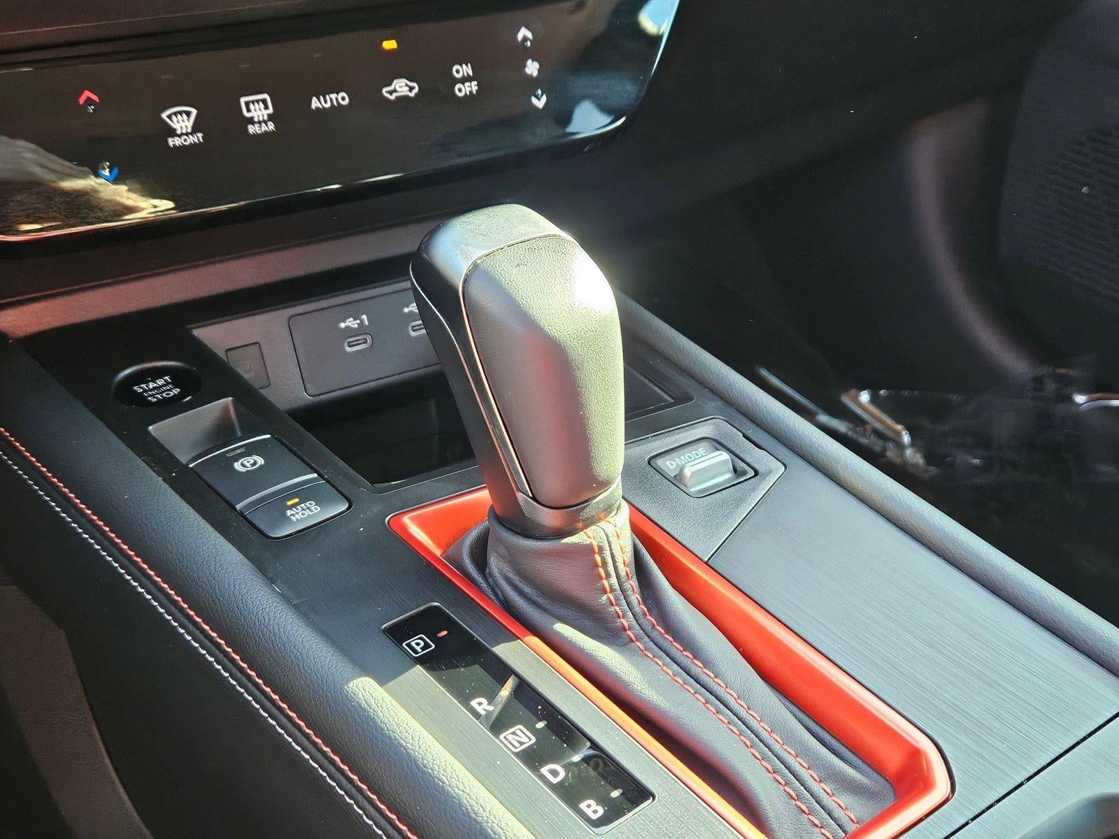 2025 Nissan Kicks SR