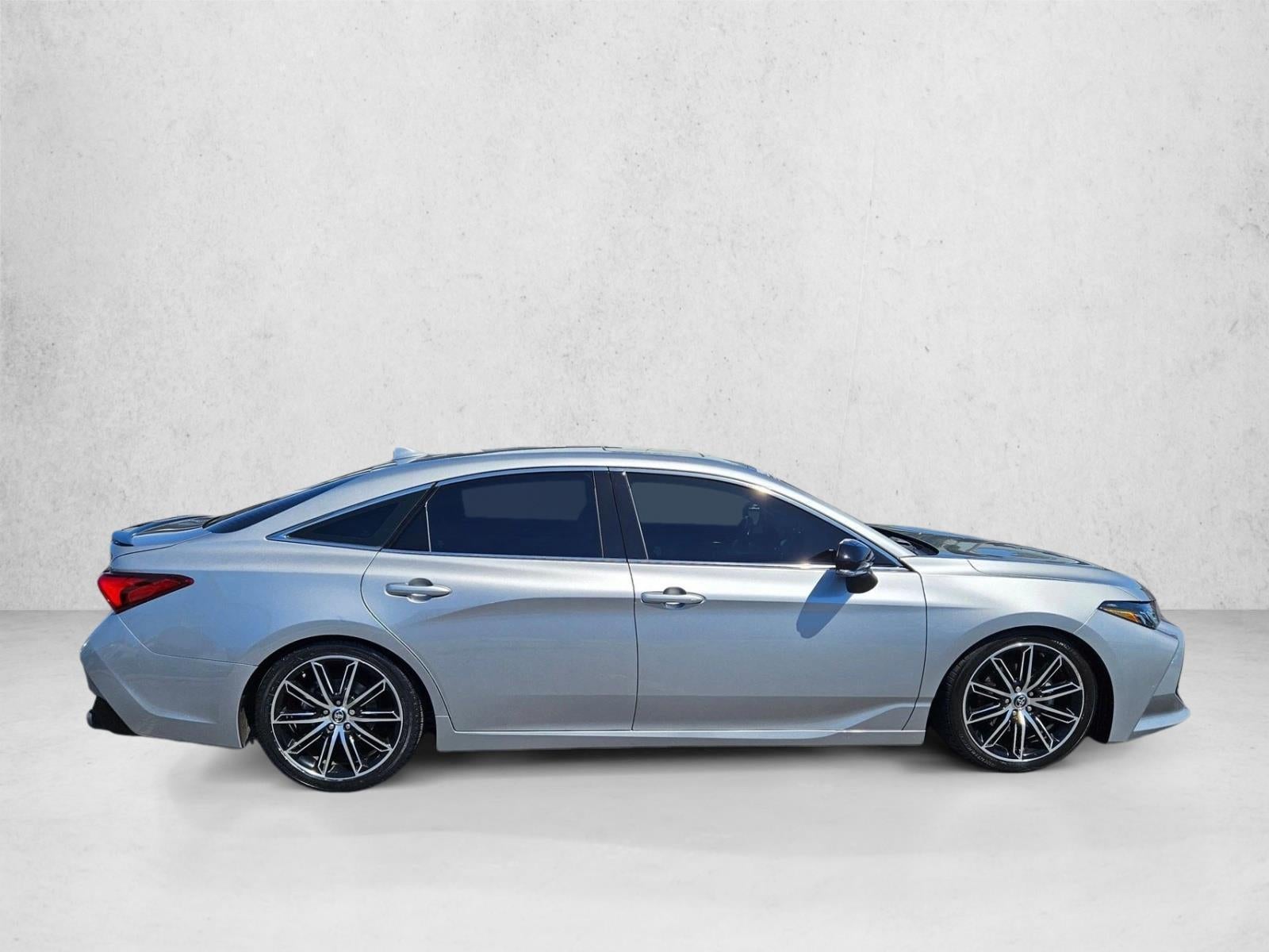 2019 Toyota Avalon XSE