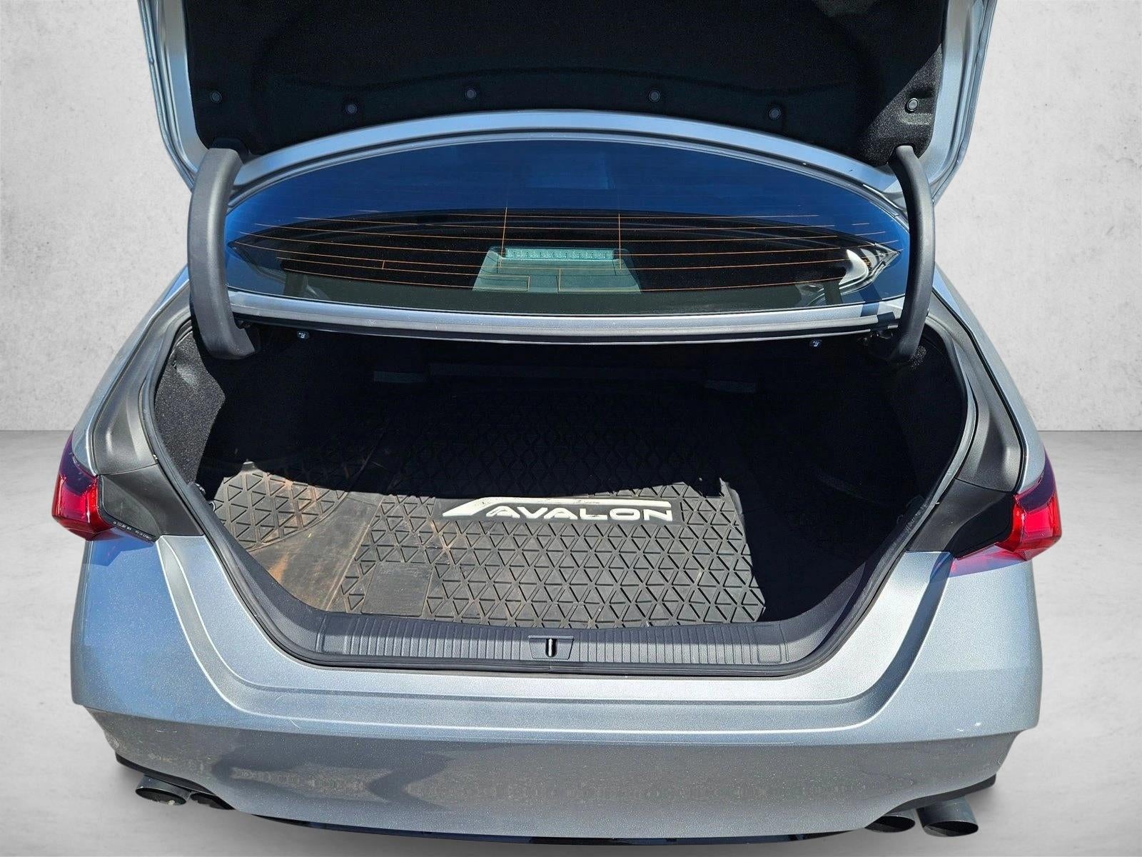 2019 Toyota Avalon XSE