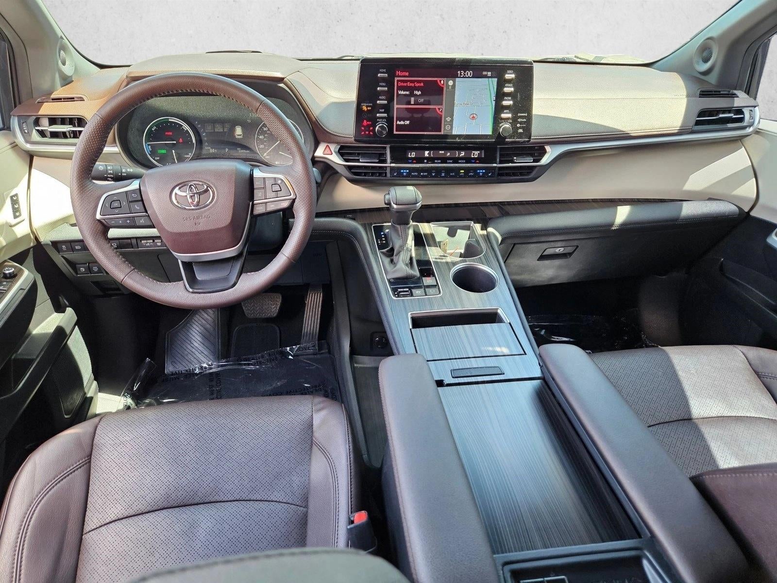 2024 Toyota Sienna Platinum