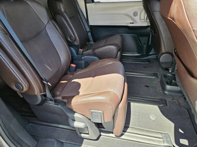 2024 Toyota Sienna Platinum