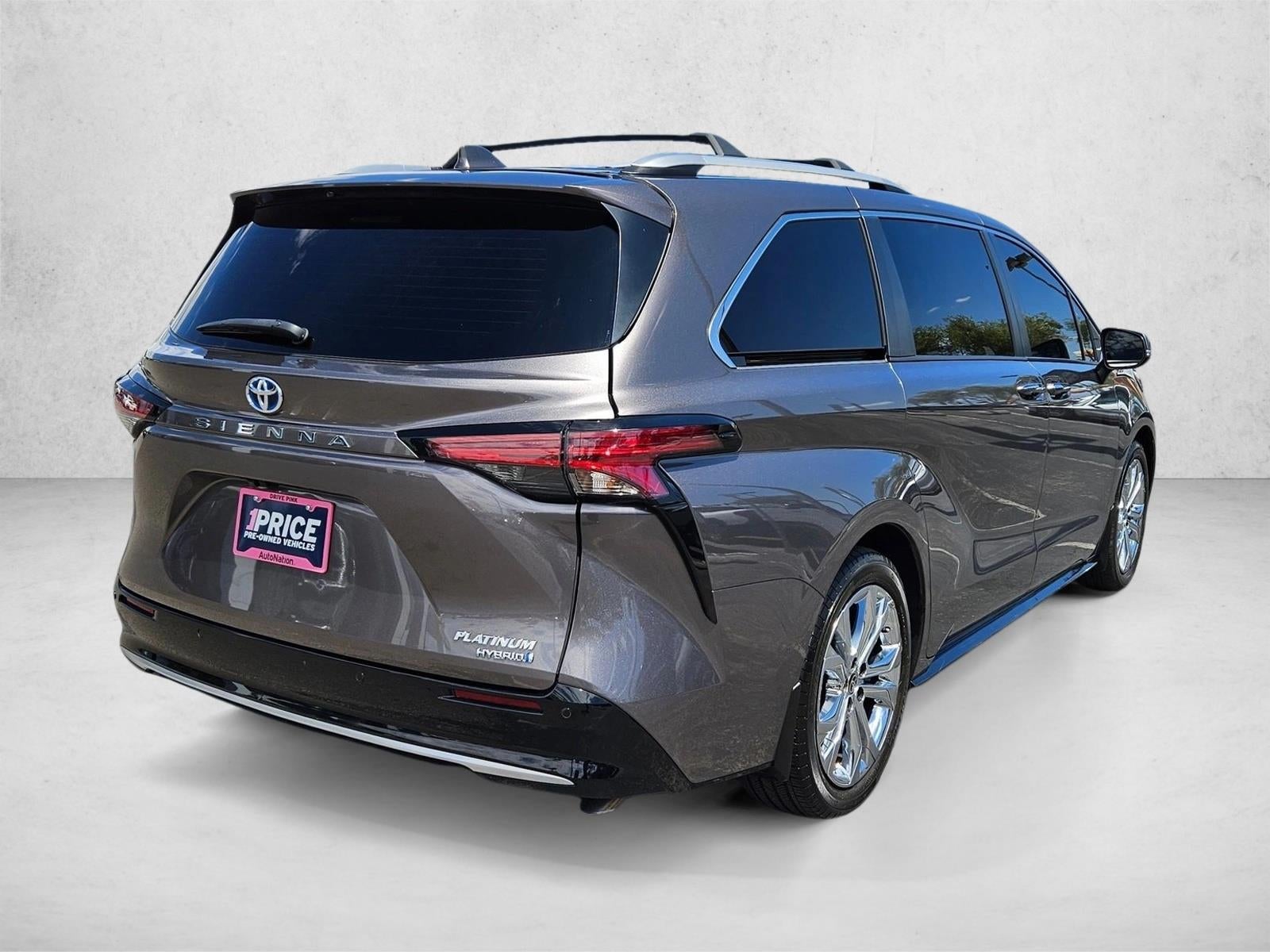 2024 Toyota Sienna Platinum