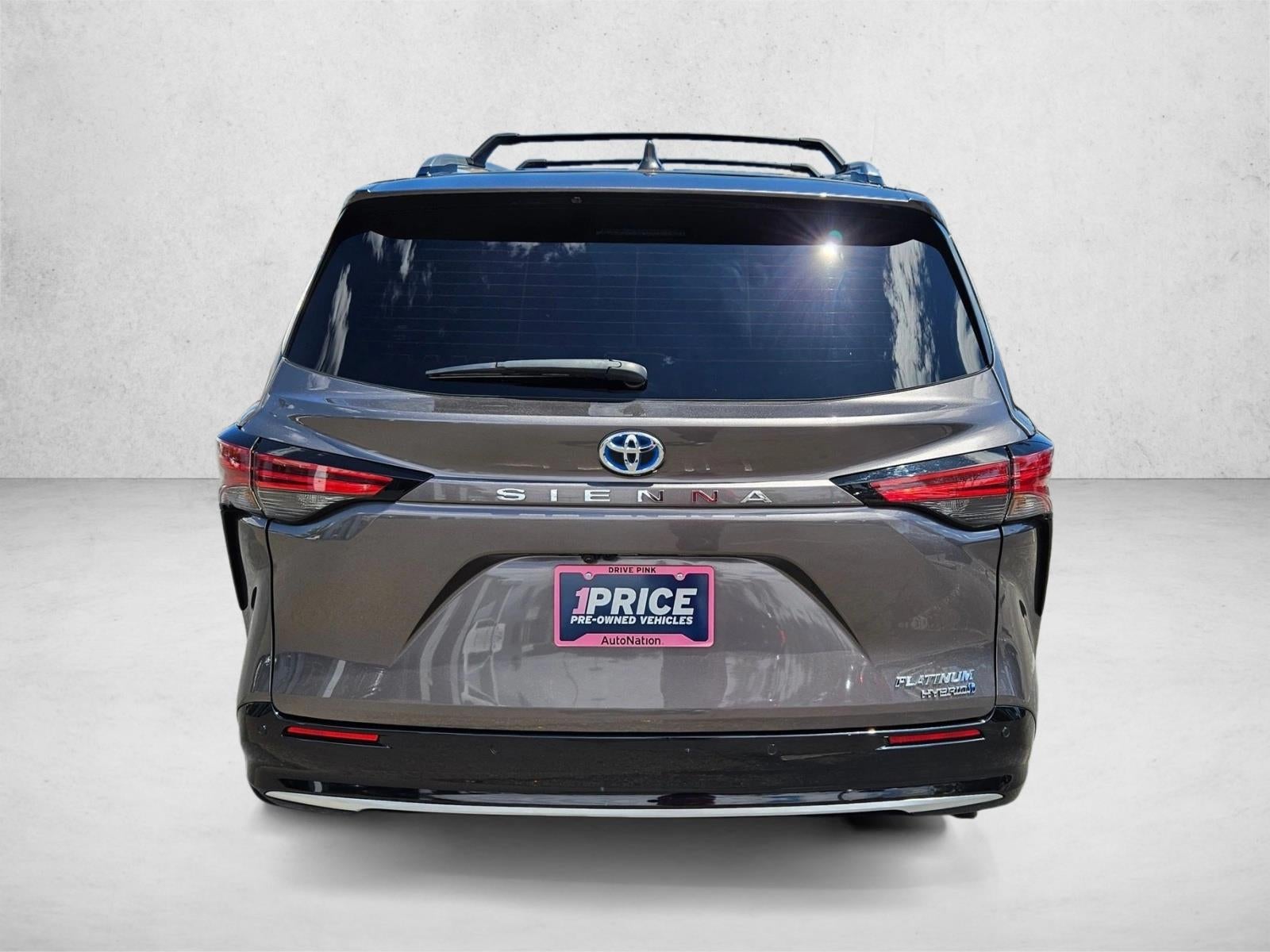 2024 Toyota Sienna Platinum