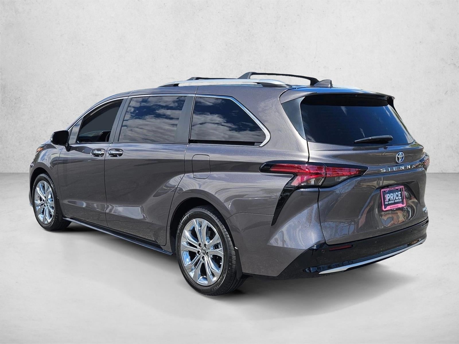 2024 Toyota Sienna Platinum