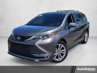 2024 Toyota Sienna Platinum