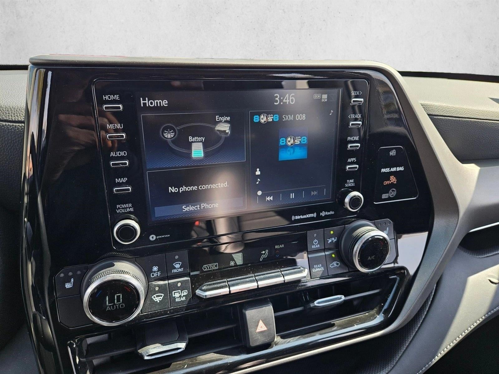 2022 Toyota Highlander Hybrid XLE