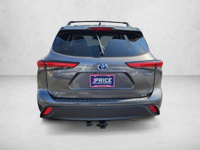 2022 Toyota Highlander Hybrid XLE