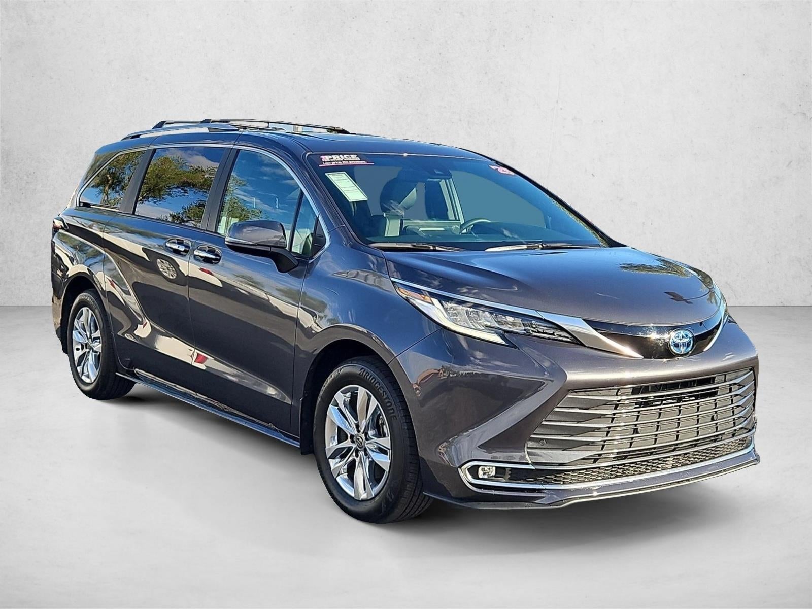 2025 Toyota Sienna Limited