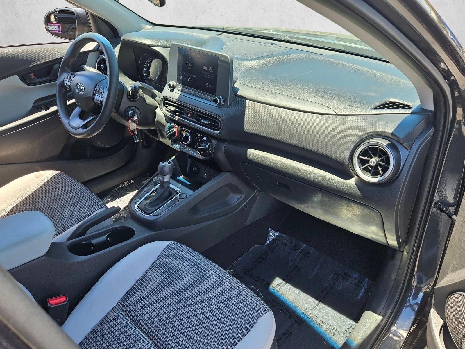 2022 Hyundai Kona SE