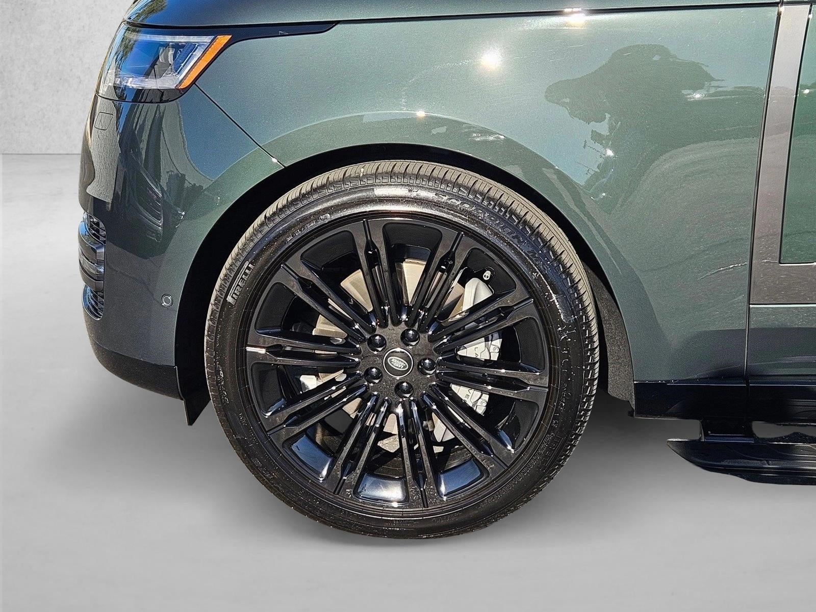 2025 Land Rover Range Rover SE