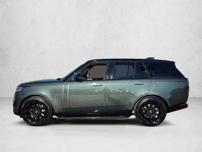 2025 Land Rover Range Rover SE