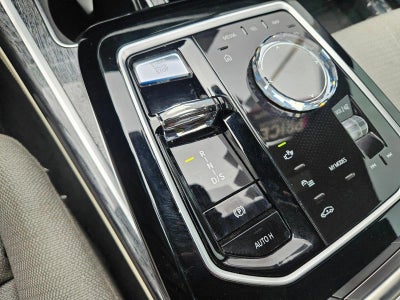 2023 BMW 7 Series 760i xDrive