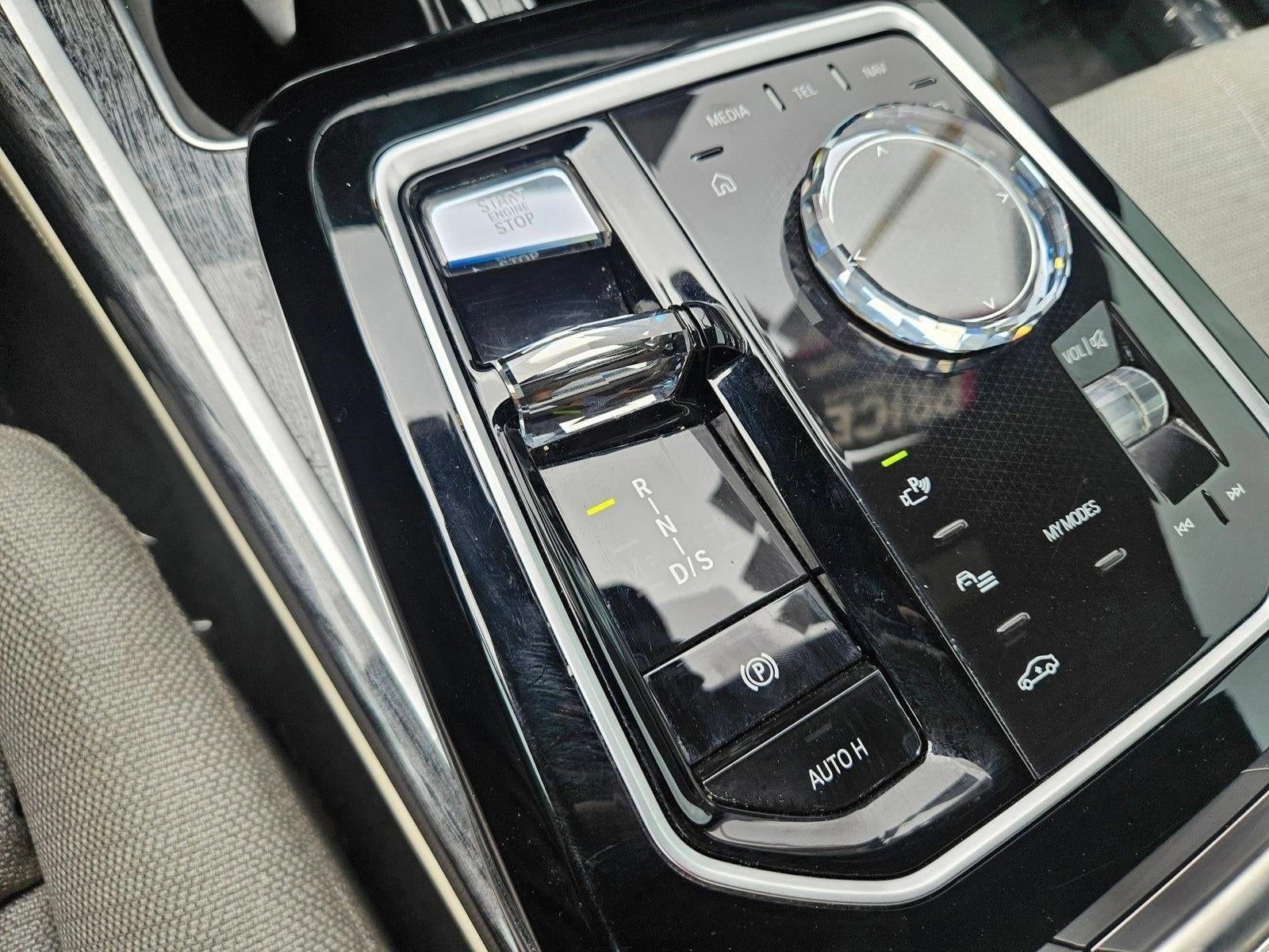 2023 BMW 7 Series 760i xDrive