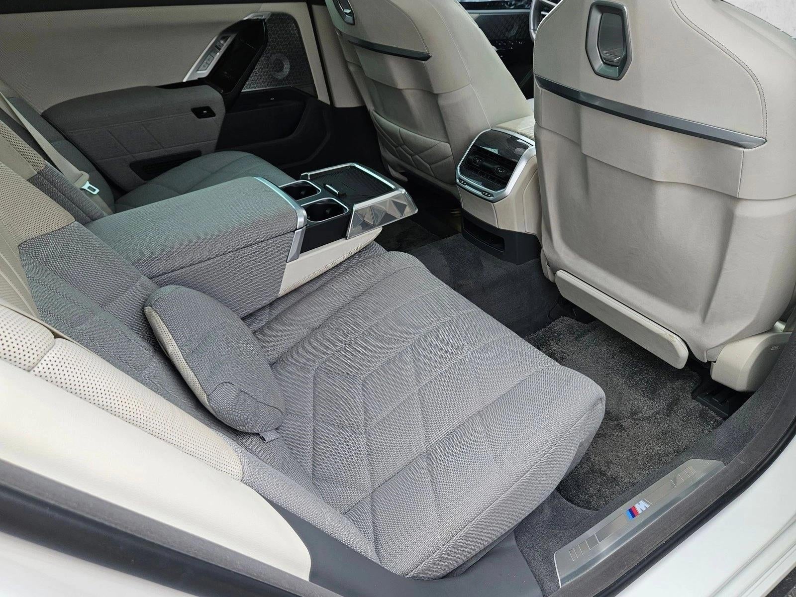 2023 BMW 7 Series 760i xDrive