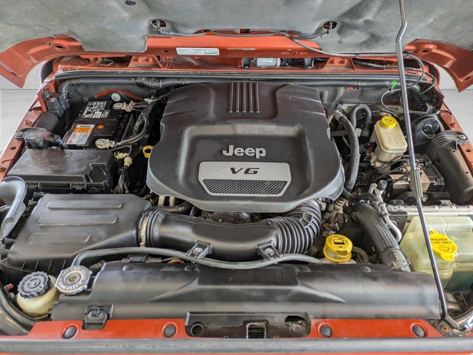 2014 Jeep Wrangler Unlimited 4WD 4dr Rubicon