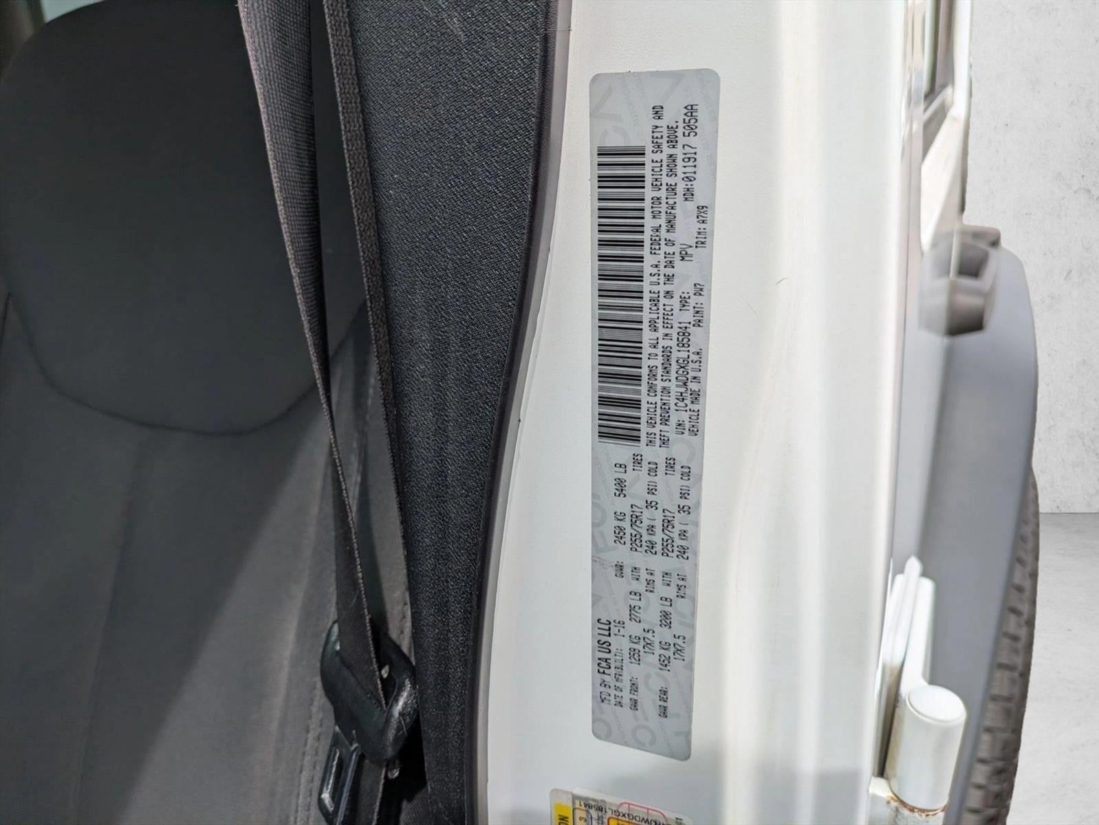 2016 Jeep Wrangler Unlimited 4WD 4dr Sport