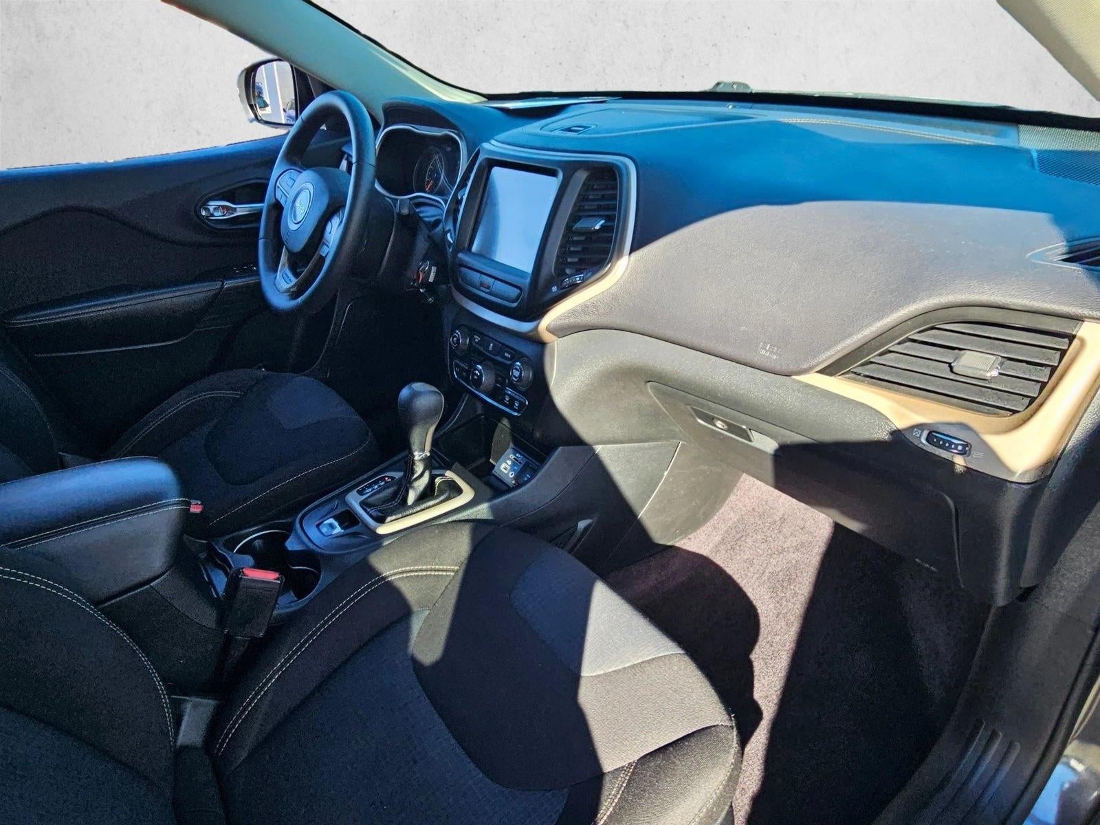 2016 Jeep Cherokee FWD 4dr Latitude