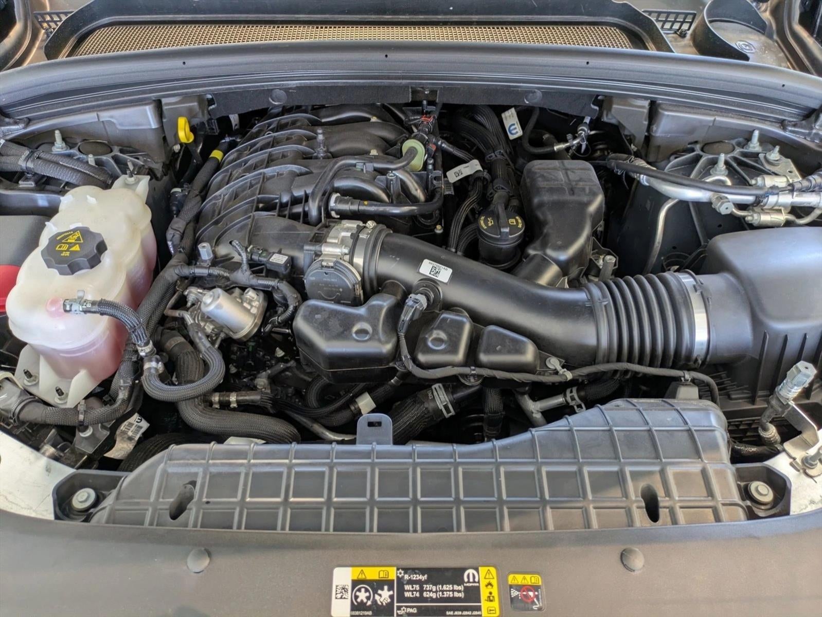 2025 Jeep Grand Cherokee L Laredo 4x2