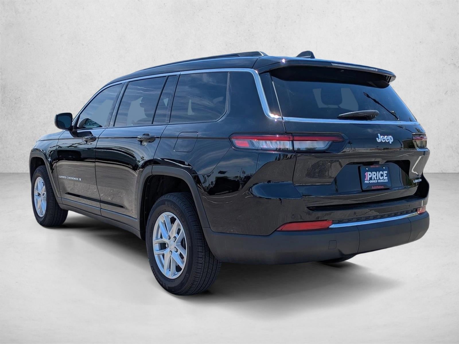 2025 Jeep Grand Cherokee L Laredo 4x2