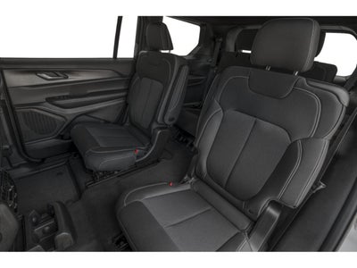2025 Jeep Grand Cherokee L Laredo 4x2